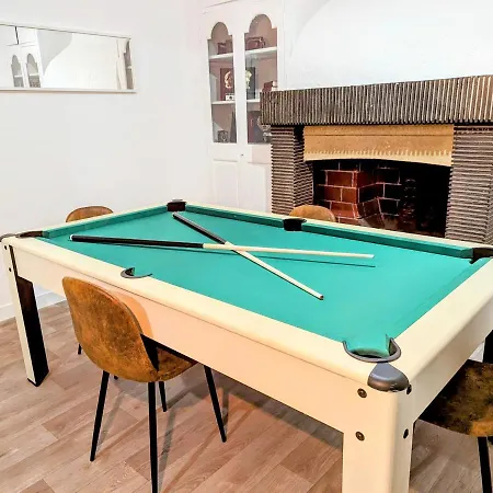 Διαμέρισμα L'appart Des Poetes Et Son Billard, Centre-ville *